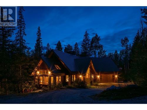 1438 Black Bear Drive, Golden, BC - Outdoor