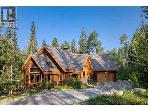 1438 Black Bear Drive, Golden, BC - Outdoor With Facade