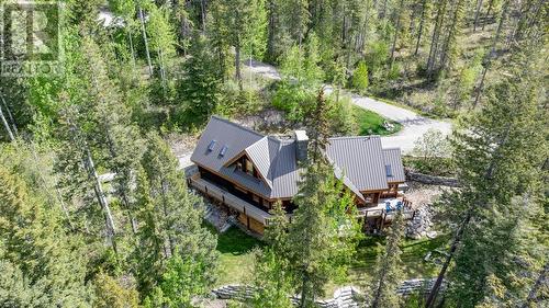 1438 Black Bear Drive, Golden, BC - Outdoor