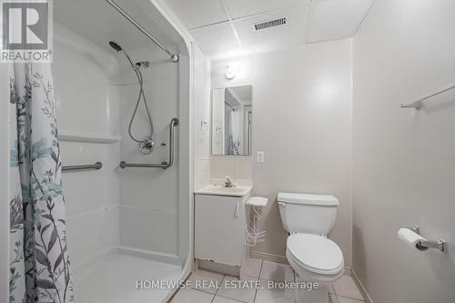 30 Stevenwood Road, Toronto, ON - Indoor Photo Showing Bathroom