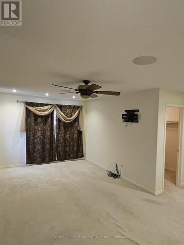 515 Nairn Circle, Milton, ON - Indoor Photo Showing Other Room