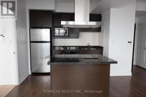 3303 - 60 Absolute Avenue, Mississauga, ON - Indoor Photo Showing Kitchen