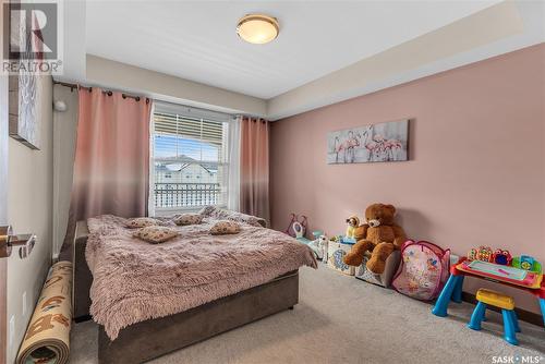 313 120 Phelps Way, Saskatoon, SK - Indoor Photo Showing Bedroom