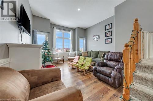 65 Banffshire Street, Kitchener, ON - Indoor Photo Showing Living Room