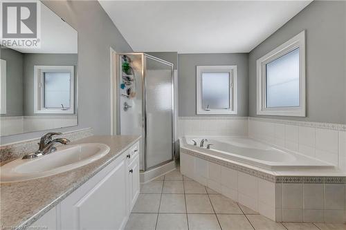 65 Banffshire Street, Kitchener, ON - Indoor Photo Showing Bathroom