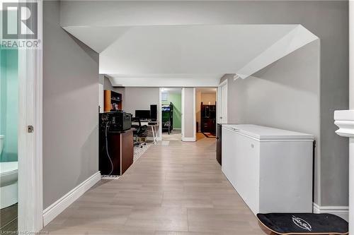 65 Banffshire Street, Kitchener, ON - Indoor Photo Showing Laundry Room