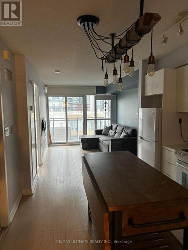 1105 - 15 Iceboat Terrace, Toronto, ON - Indoor Photo Showing Other Room