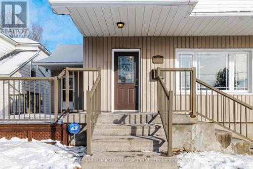 21-23 Richards Street, Brockville, ON - Outdoor