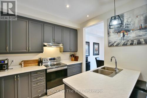 263 Atkinson Street, Clearview (Stayner), ON - Indoor Photo Showing Kitchen With Double Sink