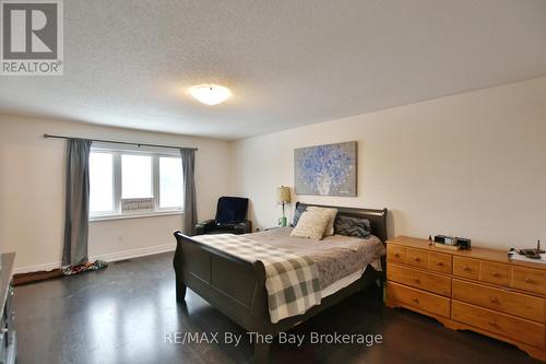 263 Atkinson Street, Clearview (Stayner), ON - Indoor Photo Showing Bedroom