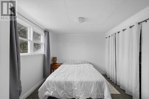 89 Avondale Road, Belleville, ON - Indoor Photo Showing Bedroom