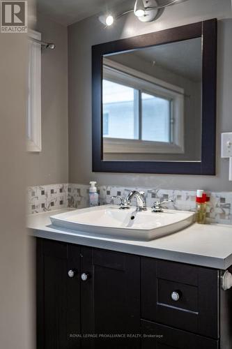 89 Avondale Road, Belleville, ON - Indoor Photo Showing Bathroom