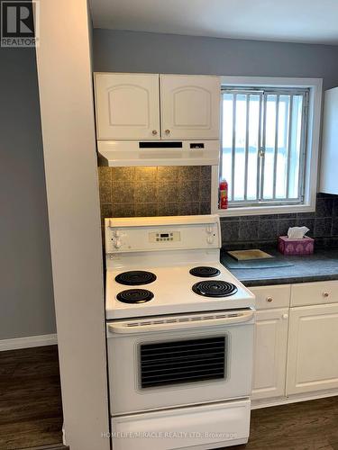 780 Hamilton Road, London, ON - Indoor Photo Showing Kitchen