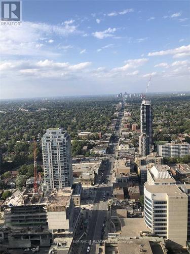 1406 - 8 Eglinton Avenue, Toronto, ON - Outdoor With View