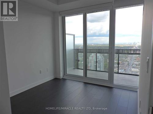 1406 - 8 Eglinton Avenue, Toronto, ON - Indoor Photo Showing Other Room