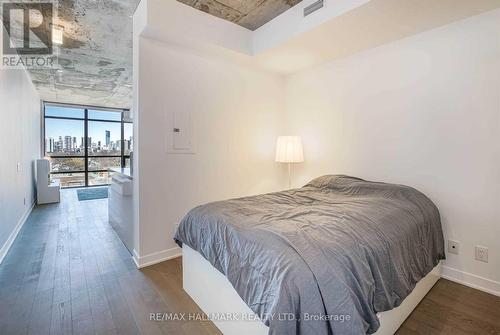 805 - 319 Carlaw Avenue, Toronto, ON - Indoor Photo Showing Bedroom