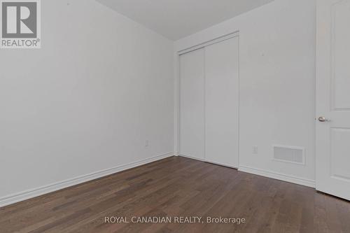 1362 Lily Crescent, Milton, ON - Indoor Photo Showing Other Room