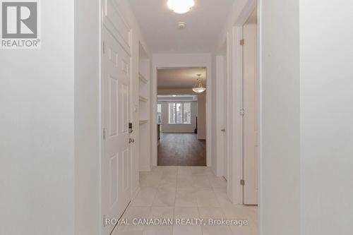 1362 Lily Crescent, Milton, ON - Indoor Photo Showing Other Room