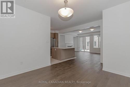 1362 Lily Crescent, Milton, ON - Indoor Photo Showing Other Room