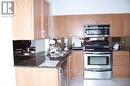 Gt#102 - 388 Prince Of Wales Drive, Mississauga, ON  - Indoor Photo Showing Kitchen 