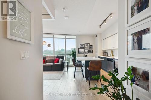 764 - 209 Fort York Boulevard, Toronto, ON - Indoor