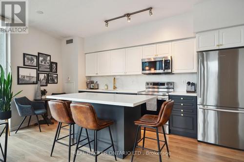 764 - 209 Fort York Boulevard, Toronto, ON - Indoor Photo Showing Kitchen With Stainless Steel Kitchen