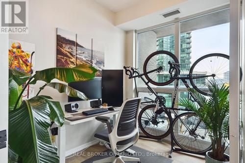 764 - 209 Fort York Boulevard, Toronto, ON - Indoor