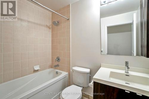 2211 - 352 Front Street W, Toronto, ON - Indoor Photo Showing Bathroom