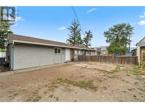 596 Mcdonald Avenue, Kamloops, BC - Outdoor