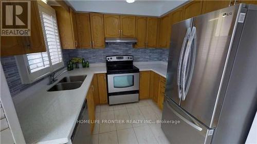 117 Whitney Place, Vaughan, ON - Indoor Photo Showing Kitchen With Double Sink