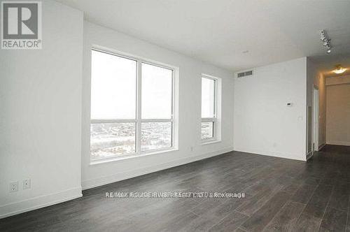 2307 - 1255 Bayly Street, Pickering, ON - Indoor Photo Showing Other Room