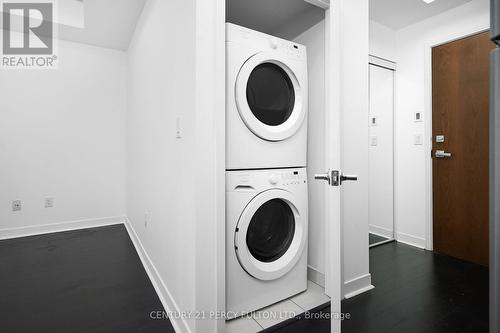 1604 - 365 Prince Of Wales Drive, Mississauga, ON - Indoor Photo Showing Laundry Room