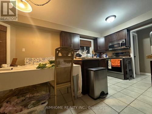 39 Fenimore Place, Georgina, ON - Indoor Photo Showing Kitchen