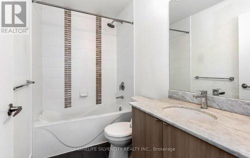 2008 - 4099 Brickstone Mews, Mississauga, ON - Indoor Photo Showing Bathroom