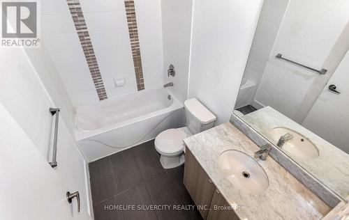 2008 - 4099 Brickstone Mews, Mississauga, ON - Indoor Photo Showing Bathroom