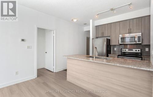 2008 - 4099 Brickstone Mews, Mississauga, ON - Indoor Photo Showing Kitchen With Stainless Steel Kitchen