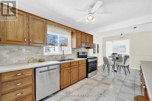 7848 Castlederg Side Road, Caledon, ON - Indoor Photo Showing Kitchen With Double Sink