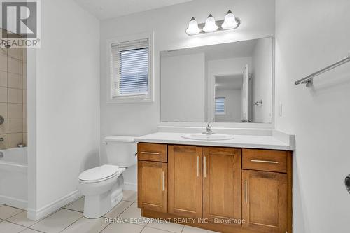 1318 Caen Avenue, Woodstock, ON - Indoor Photo Showing Bathroom