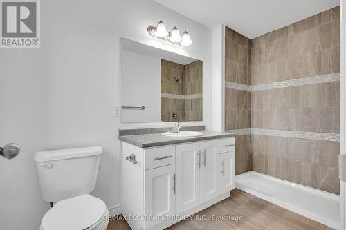 1318 Caen Avenue, Woodstock, ON - Indoor Photo Showing Bathroom