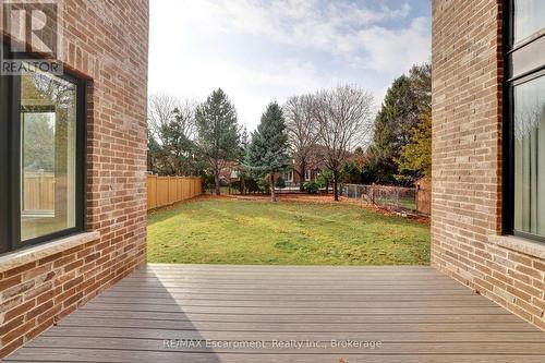 560 Woodview Road, Burlington (Roseland), ON - Outdoor With Exterior