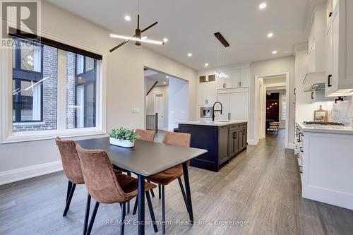 560 Woodview Road, Burlington (Roseland), ON - Indoor Photo Showing Dining Room