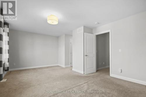 669 Gabriola Way, Ottawa, ON - Indoor Photo Showing Other Room