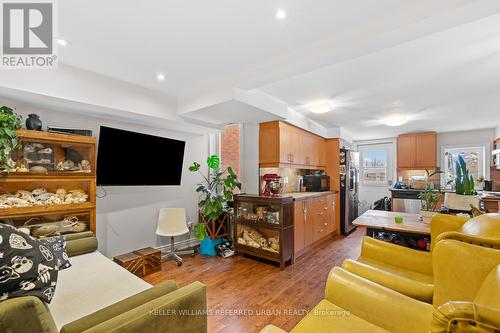 32 Castleton Avenue, Toronto, ON - Indoor Photo Showing Living Room