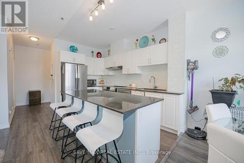 105 - 1360 Costigan Road, Milton, ON - Indoor Photo Showing Kitchen