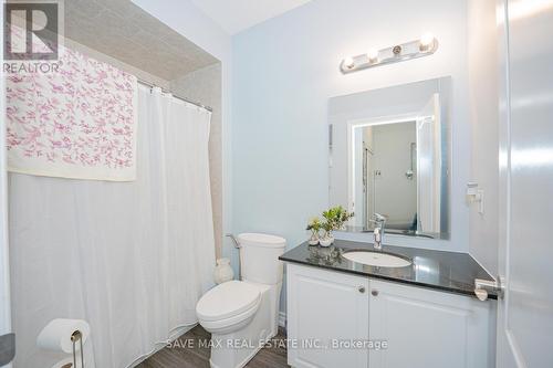 105 - 1360 Costigan Road, Milton, ON - Indoor Photo Showing Bathroom