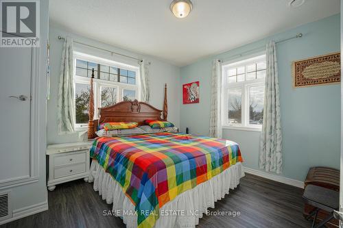 105 - 1360 Costigan Road, Milton, ON - Indoor Photo Showing Bedroom