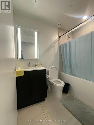 310 - 270 Dufferin Street, Toronto, ON - Indoor Photo Showing Bathroom