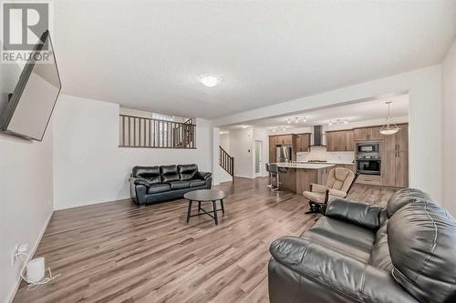 2007 Windbury Crescent Sw, Airdrie, AB - Indoor Photo Showing Living Room