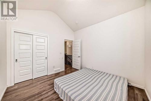 2007 Windbury Crescent Sw, Airdrie, AB - Indoor Photo Showing Bedroom