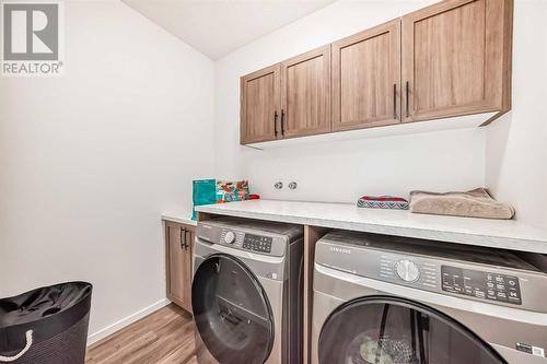 2007 Windbury Crescent Sw, Airdrie, AB - Indoor Photo Showing Laundry Room